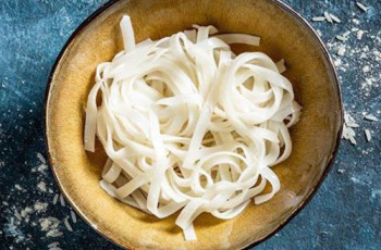 Лапша рисовая (100 г)